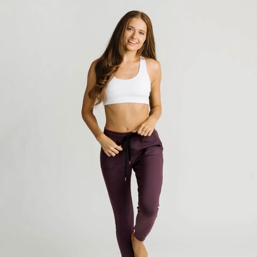 Zyia plum unwind jogger